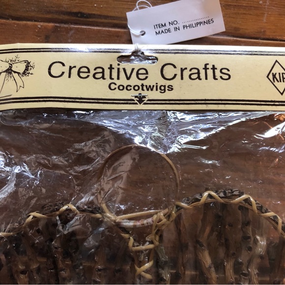 Hanging Twig Flower Basket - Picture 2 of 2